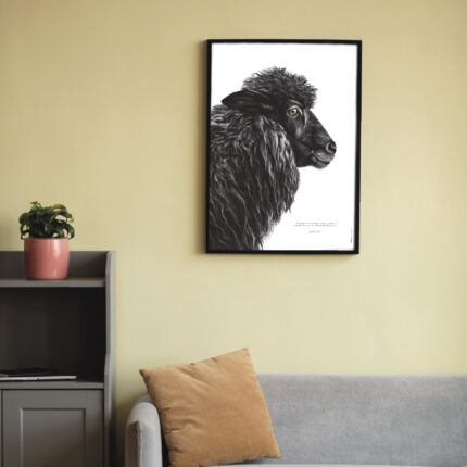 Affiche Le mouton noir - Dessin d'un mouton noir associé à une citation sur le fait de se démarquer - une décoration originale qui porte un message fort !